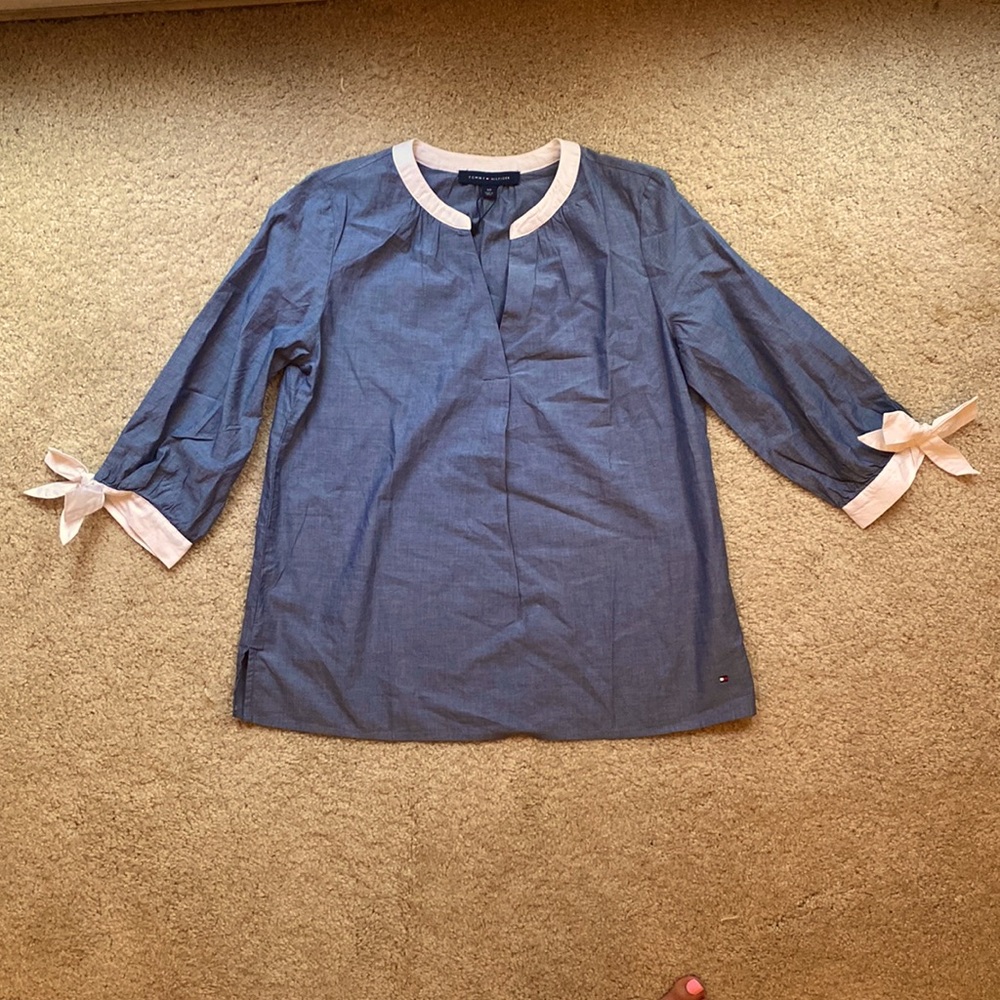 Tommy Hilfiger size small blue and white top